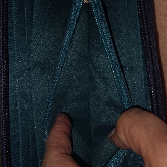 Travelon Blue and Tan Wallet - Picture 8 of 13